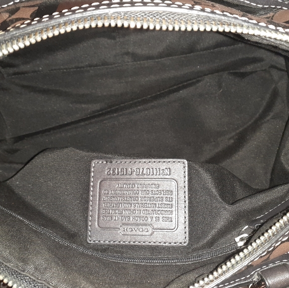 Coach - Picture 9 of 9